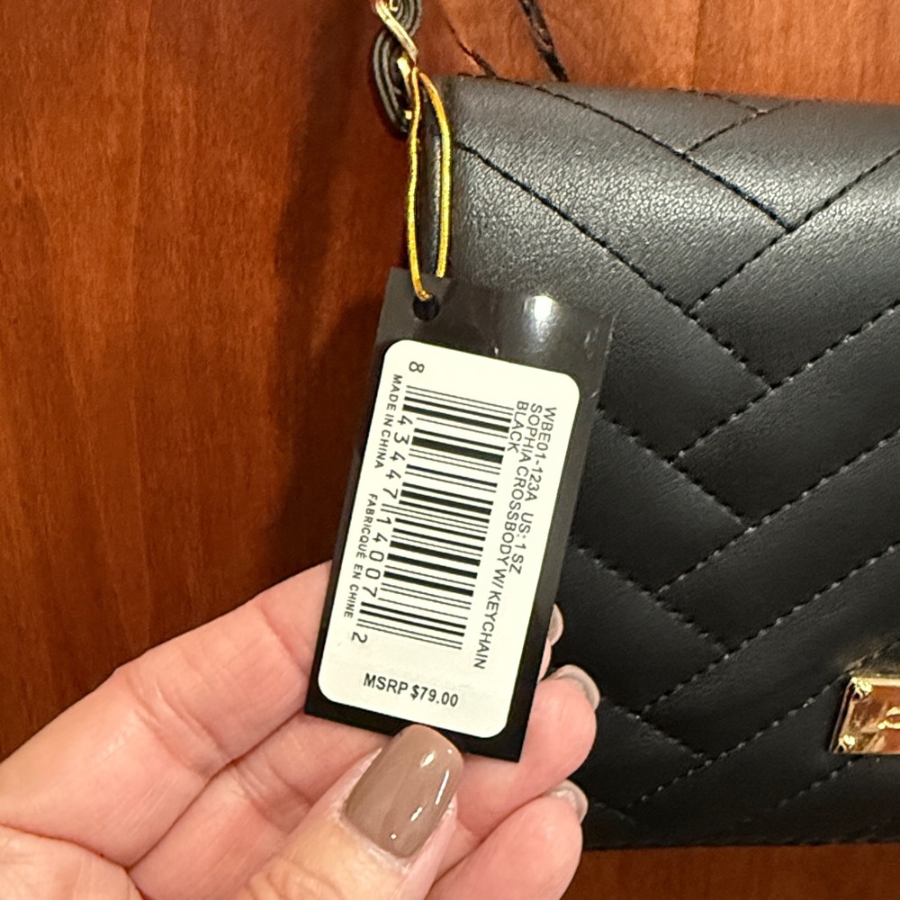 Black Quilted Crossbody Bag - Picture 4 of 11